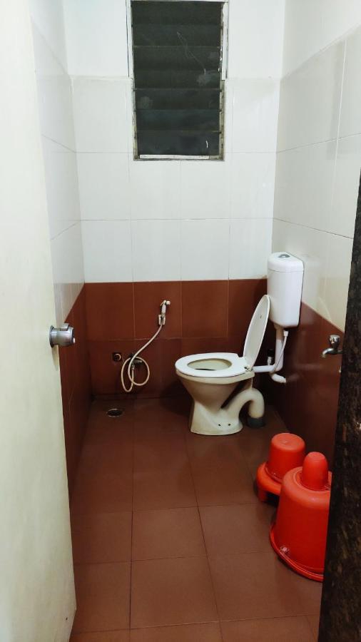 Hotel Laxmibai Palace シルディ エクステリア 写真