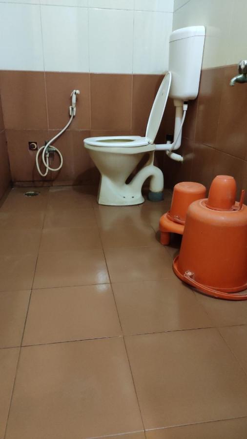 Hotel Laxmibai Palace シルディ エクステリア 写真